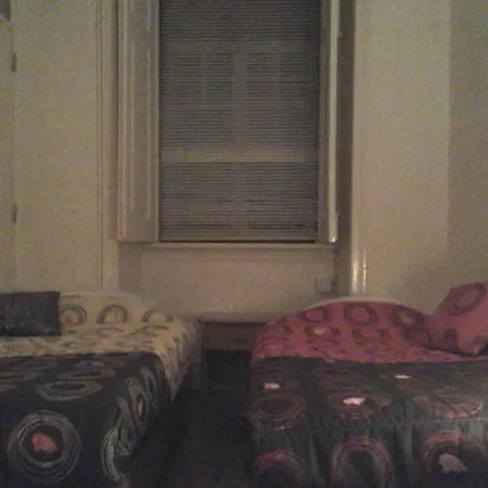 Lisbangla Guest house